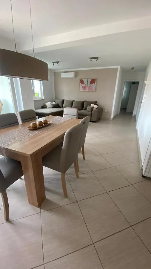 Vila Luca Island Krk / Malinska Apartment