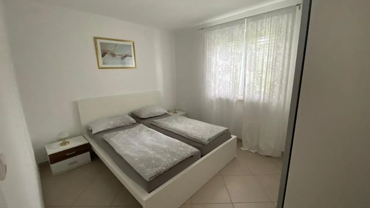 Vila Luca Island Krk / Malinska 0*,